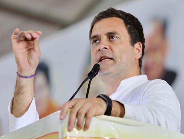 rahul gandhi slams bjp for article 370 सरकार के फैसले का राहुल गांधी ने किया विरोध, कहा- देश लोगों से बनता है, ज़मीन से नहीं