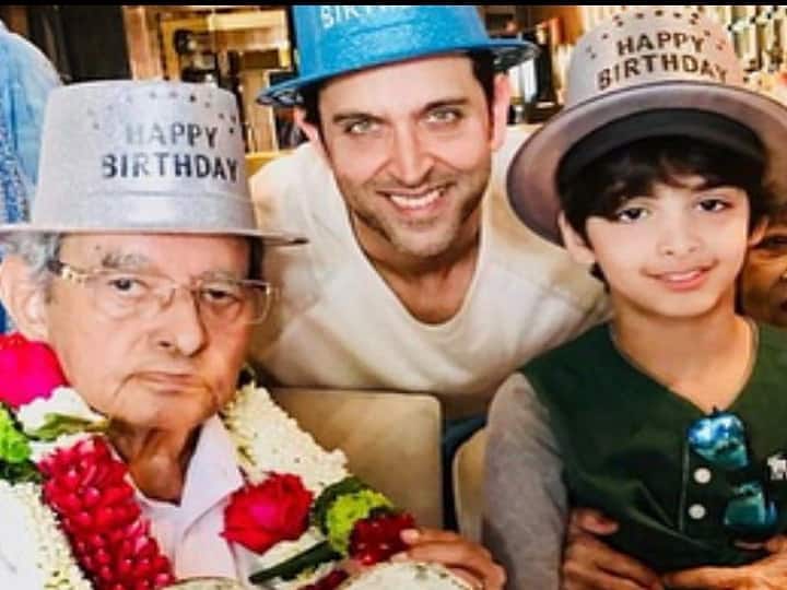 Hrithik Roshans maternal grandfather J om prakash dies in Mumbai ऋतिक रोशन के नाना और फिल्मकार जे ओम प्रकाश का निधन, लंबे समय से थे बीमार