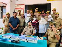 यूपी: वाहन चोर गिरोह के चार सदस्य गिरफ्तार, देश से गाड़ियां चुराकर नेपाल में बेच देते थे