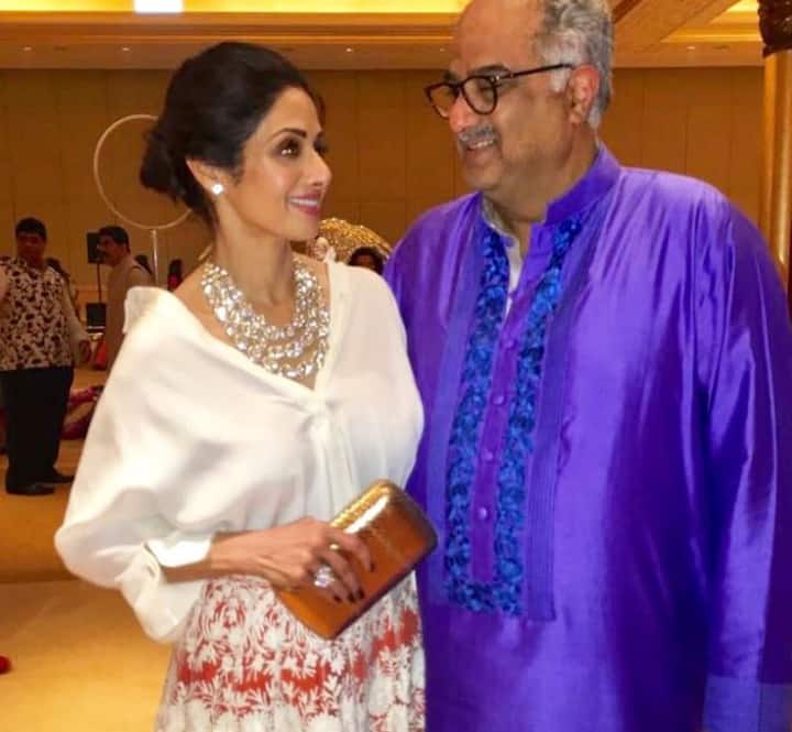बॉलीवुड की पहली महिला सुपरस्टार के रूप में अपनी पहचान बनाने वाली श्रीदेवी की आज 55वीं जयंती है. श्रीदेवी का जन्म 13 अगस्त 1963 को तमिलनाडु के शिकाशी में हुआ था.