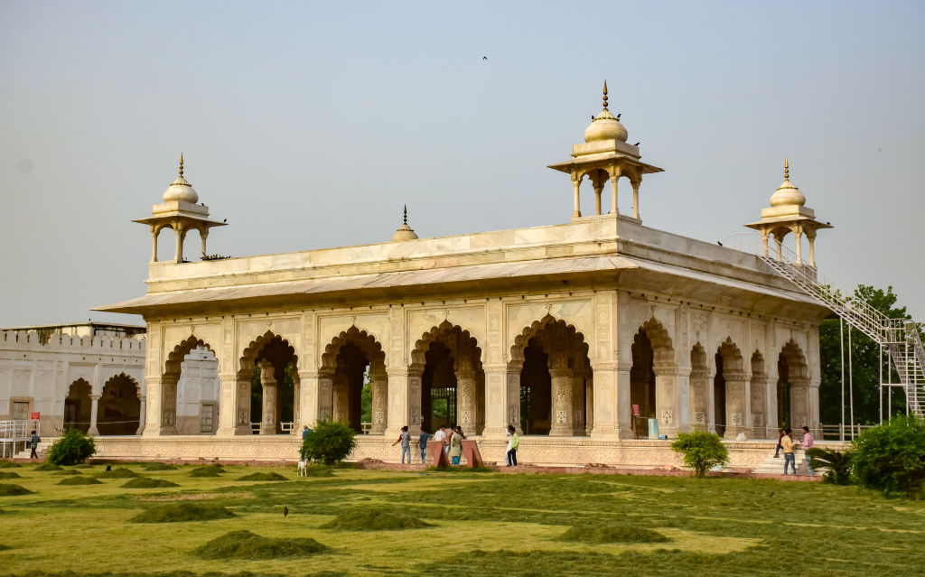 जानिए उस लाल किले की कहानी जहां हर साल 15 अगस्‍त को प्रधानमंत्री फहराते हैं राष्‍ट्रीय ध्‍वज