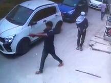 यूपी में अपराधी बेखौफ, एसपी सिटी ऑफिस के पास बीच सड़क पर फायरिंग