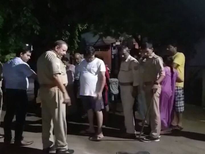 firing on businessman in firozabad यूपी: बदमाशों ने उद्योगपति पर किया हमला, लाइसेंसी रिवॉलवर देख कर भागे