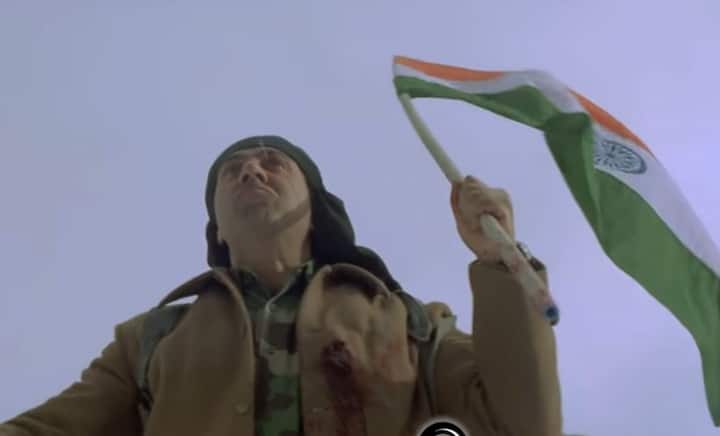 वहीं, कश्मीर से 370 हटाए जाने के बाद फिल्म 'मां तुझे सलाम' का ये डायलॉग आज के संदर्भ में जरा सटीक मालूम होता है, ''तुम दूध मांगोगे हम खीर देंगे, तुम कश्मीर मांगोगे हम चीर देंगे