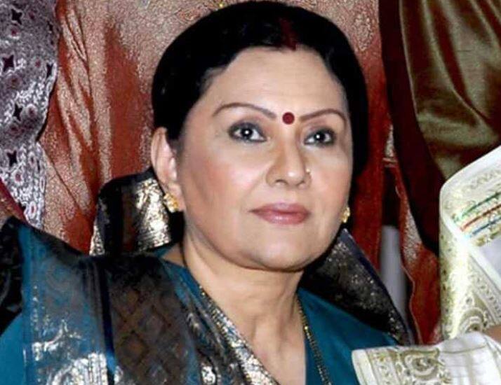 Veteran tv and bollywood actress Vidya Sinha no more दिग्गज अभिनेत्री विद्या सिन्हा ने मुंबई के हॉस्पिटल में ली आखिरी सांस
