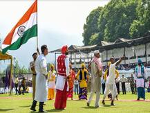 कश्मीर घाटी में शांतिपूर्ण तरीके से मना स्वतंत्रता दिवस का उत्सव