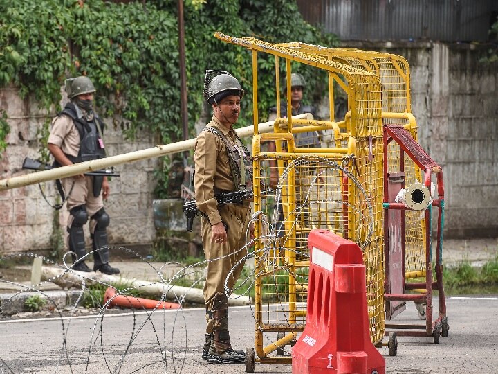 Delhi Police Commissioner meeting with police officers on Independence day security matter ANN 15 अगस्त सुरक्षा को लेकर 9 राज्यों के पुलिस अधिकारियों के साथ दिल्ली पुलिस कमिश्नर की मीटिंग, आतंकियों से जुड़े इनपुट किये साझा