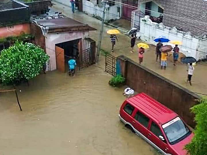 राजस्थान में सेना को चौकस रहने को कहा गया है क्योंकि कोटा, बारन, भीलवाड़ा, झालावाड और बूंदी जिलों में बृहस्पतिवार से 160 मिलीमीटर से अधिक वर्षा दर्ज की गयी है.