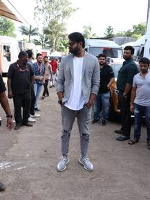 मुंबई में Saaho का प्रमोशन करते नज़र आए सुपरस्टार प्रभास और श्रद्धा कपूर, तस्वीरें हैं बेहद खास