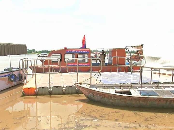 यूपी: गंगा, यमुना समेत सहायक नदियां उफान पर, प्रशासन कर रहा राहत और बचाव की तैयारी