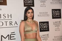 Lakme Fashion Week: मनीष मल्होत्रा के फैशन शो में दिखा श्रीदेवी की बेटी खुशी कपूर का HOT अवतार, देखें तस्वीरें
