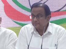 27 घंटे बाद सामने आए चिदंबरम, कांग्रेस दफ्तर में प्रेस कॉन्फ्रेंस कर कहा- आईएनएक्स मीडिया केस में मैं आरोपी नहीं