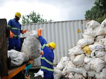 नेपाल: एवरेस्ट का प्रदूषण कम करने पर बड़ा फैसला, सिंगल-यूज प्लास्टिक पर लगेगा बैन