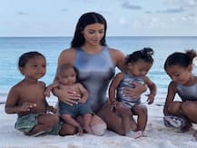 किम कार्दशियन ने पहली बार चारों बच्चों के साथ शेयर की ये खास तस्वीर, देखें