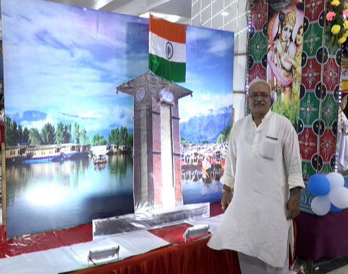 कृष्ण जन्माष्टमी पर कानपुर के सनातनधर्म मंदिर की झांकी.