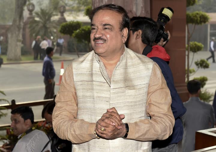 केंद्रीय मंत्री और बीजेपी के वरिष्ठ नेता अनंत कुमार का निधन पिछले साल 12 नवंबर को हुआ था. 59 साल के अनंत कुमार मोदी सरकार में संसदीय कार्यमंत्री थे. वे कर्नाटक के बेंगलुरु साउथ से लगातार छह बार सांसद रहे.