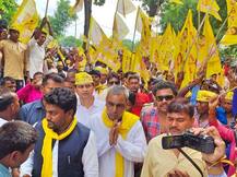 यूपी: SP से गठबंधन को लेकर SBSP की बैठक आज, हाल ही में अखिलेश से मिले थे राजभर
