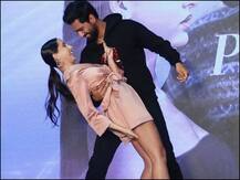 HOT अंदाज में इवेंट में पहुंची थी नोरा फतेही, विक्की कौशल के साथ डांस करते हुईं वॉर्डरोब मिस फंक्शन का शिकार