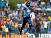 लसिथ मलिंगा ने रचा इतिहास, T-20 में सबसे ज्यादा विकेट लेने वाले गेंदबाज बने