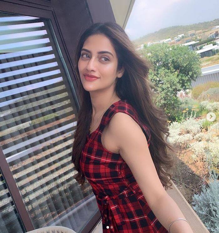 नुसरत और निखिल जैन की शादी 19 जून को हुई थी. दोनों की शादी तुर्की की राजधानी इस्तांबुल में हुई थी. शादी के बाद नुसरत जहां ने कोलकाता में शानदार रिसेप्शन दिया था. (Photo Credit: @nusratchirps)