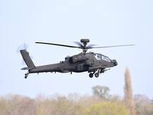 आज वायुसेना में शामिल होंगे 8 \'अपाचे लड़ाकू हेलिकॉप्टर\', किसी भी मौसम में ऑपरेशन की है क्षमता