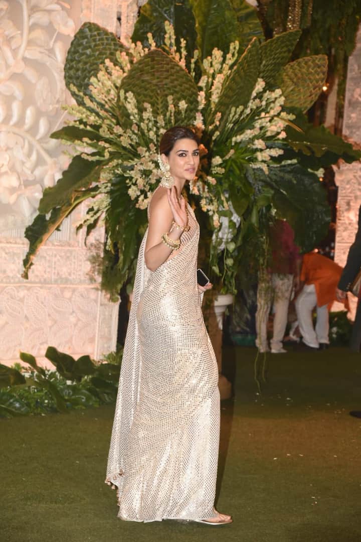 फैंस का कृति की आने वाली फिल्मों का काफी बेसब्री से इंतजार है. (Photo Credit- Manav Manglani)