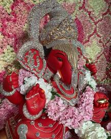 बहन अर्पिता के घर गणेश पूजा में पहुंचे सलमान खान, बेटे और गर्लफ्रेंड के साथ दिखे अरबाज खान