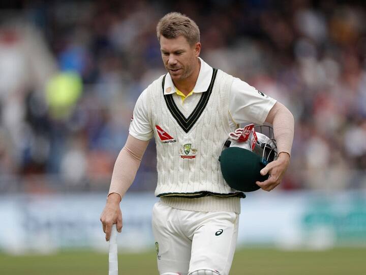 ICC twitter handle mocks David Warner poor form, first day of forth test Ashes एशेज सीरीज: वॉर्नर का खराब फॉर्म जारी, ICC ने मजाक उड़ाया