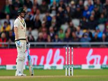 एशेज सीरीज 2019: स्टंप्स पर बिना बेल्स के खेला गया मैच, जानें किस नियम के तहत हुआ ऐसा