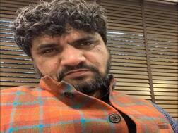 गोलियों की तड़तड़ाहट से दहली दिल्ली, कार सवार की 2 दर्जन गोलियां मारकर हत्या