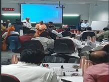 यूपी: सीएम योगी ने मंत्रियों के साथ IIM में समझीं गुड गवर्नेंस और मैनेजमेंट की बारीकियां