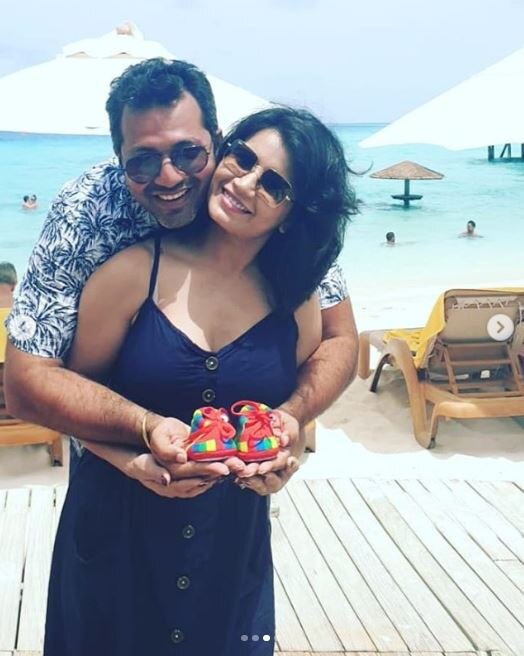 तस्वीरों में आप देख सकते हैं कि काफी खूबसूरत अंदाज में प्रिया अपना बेबी बंप फ्लॉन्ट कर रही हैं. (Photo Credit: @priyaahujarajda Instagram)