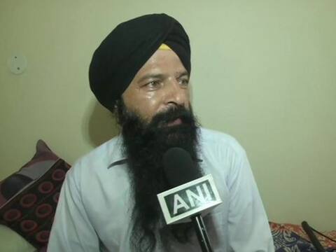 पाकिस्तान में अल्पसंख्यकों पर अत्याचार, इमरान की पार्टी के पूर्व विधायक बलदेव ने भारत में ली शरण पाकिस्तान में अल्पसंख्यकों पर अत्याचार, इमरान की पार्टी के पूर्व विधायक बलदेव ने भारत में ली शरण