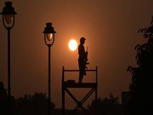 सेना ने किया सावधान: कुछ इस तरह भारतीय जवानों को फंसाने की कोशिश में हैं पाकिस्तानी जासूस