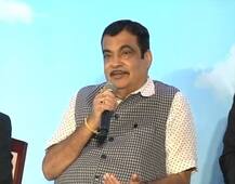 वित्त मंत्री की थ्योरी को गडकरी ने बढ़ाया आगे, बोले- पब्लिक ट्रांसपोर्ट बेहतर किया है तो फर्क पड़ा है