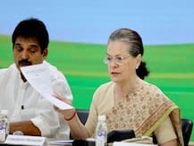 मंदी को लेकर सोनिया गांधी का सरकार पर निशाना, कहा- आर्थिक हालात गंभीर, जनादेश का हो रहा दुरुपयोग