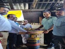 तमिलनाडु: चूल्हे पर इडली बनाकर 1 रुपये में बेचती है ये बुजुर्ग महिला, मिला LPG कनेक्शन