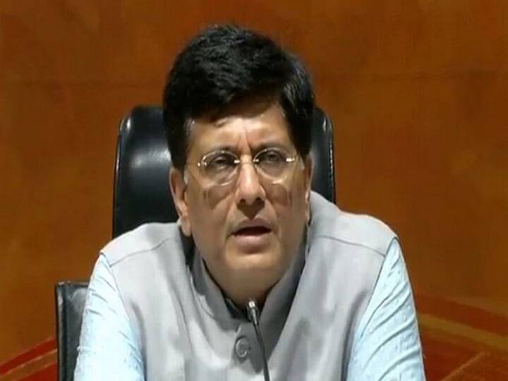 पीयूष गोयल ने ग्रेविटी की खोज का क्रेडिट न्यूटन की जगह आइंस्टीन को दिया, जमकर हुए ट्रोल तो दी सफाई Piyush Goyal Einstein Gravity statement troll on social media पीयूष गोयल ने ग्रेविटी की खोज का क्रेडिट न्यूटन की जगह आइंस्टीन को दिया, जमकर हुए ट्रोल तो दी सफाई