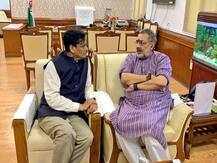 संजय पासवान के बाद गिरिराज सिंह से मिले नित्यानंद राय, कहीं खिचड़ी तो नहीं पक रही?