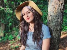 सोनाक्षी ने बॉलीवुड में पूरे किए 9 साल, बोली- लगता है कल की ही बात है