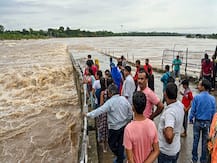 मध्य प्रदेश में बारिश का कहर: इंदौर-उज्जैन सहित 8 जिलों में स्कूलों की छुट्टी, अबतक 202 की मौत