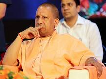 टीचर के मर्डर पर यूपी में ब्राह्मण पॉलिटिक्स, मुंबई में शिवसेना भी दुखी