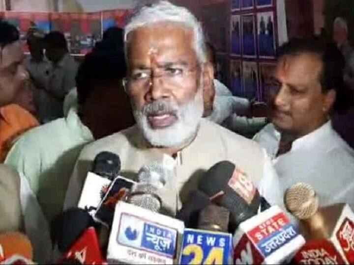 गोरखपुर में यूपी के बीजेपी अध्यक्ष स्वतंत्र देव सिंह बोले- राजनीति हमारा विचार है व्यापार नहीं up bjp president swatantra dev singh statement in gorakhpur गोरखपुर में यूपी के बीजेपी अध्यक्ष स्वतंत्र देव सिंह बोले- राजनीति हमारा विचार है व्यापार नहीं