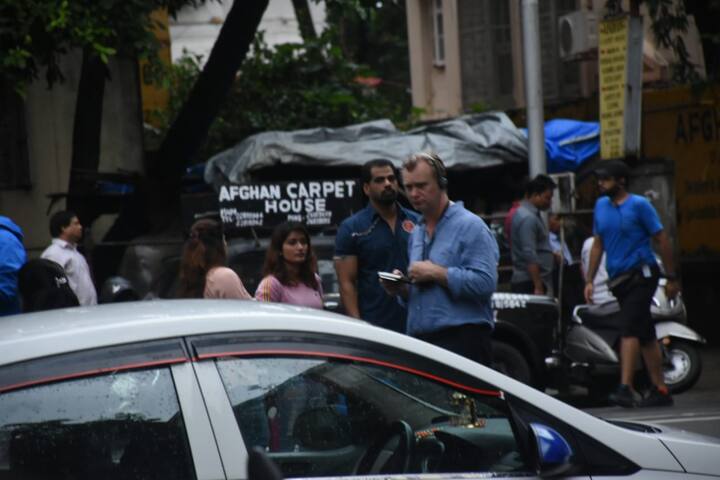 मुंबई स्थित टैलेंट मैनेजर पूर्वी लविंगिया वत्स ने बताया था कि उन्होंने ही नोलन की कास्टिंग टीम में डिंपल को पिच किया. वत्स ने कहा,