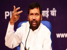 दिल्ली: रामविलास पासवान ने 420 रुपये किलो खरीदा सेब, सेबों की चमक से चकराए मंत्री ने भेजी जांच टीम