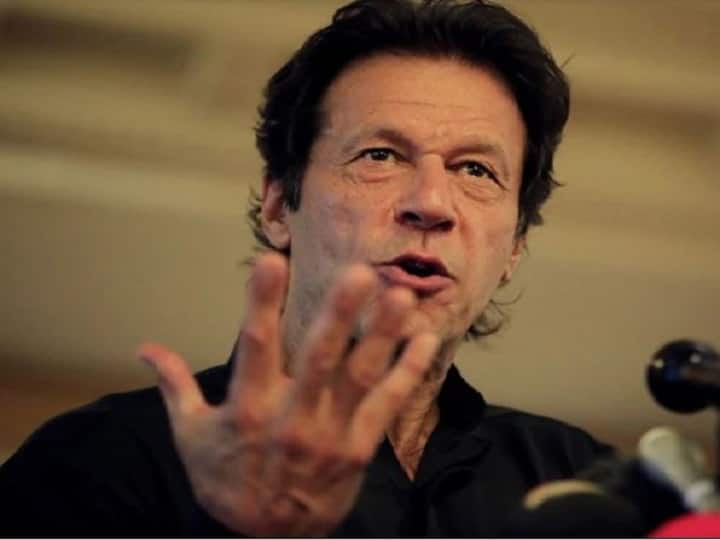 इमरान खान के खिलाफ कोर्ट में याचिका दायर, अयोग्य करार देने की मांग Petition filed against Imran Khan for disqualification इमरान खान के खिलाफ कोर्ट में याचिका दायर, अयोग्य करार देने की मांग