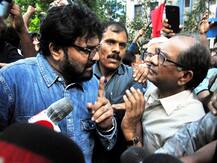 बंगाल: जाधवपुर यूनिवर्सिटी में बाबुल सुप्रियो के साथ धक्का-मुक्की, बचाव में गए राज्यपाल पर TMC ने साधा निशाना