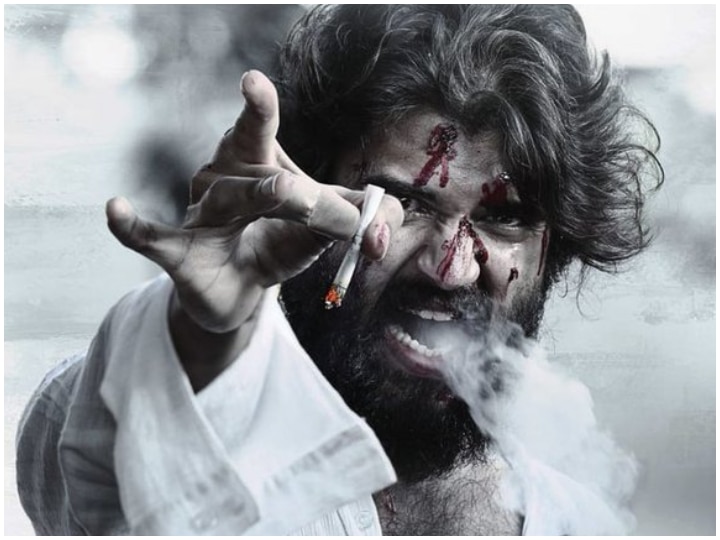 'अर्जुन रेड्डी' के बाद अब World Famous Lover बने विजय देवरकोंडा, देखें First Look Here is a first look at Vijay Deverakonda movie World Famous Lover, check out 'अर्जुन रेड्डी' के बाद अब World Famous Lover बने विजय देवरकोंडा, देखें First Look