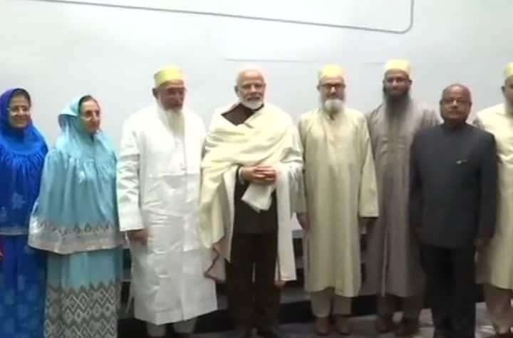 इस कार्यक्रम का आयोजन एक नॉन प्रोफिट ऑर्गेनाइजेशन द्वारा किया जा रहा है. कार्यक्रम की तैयारी महीनों से चल रही है. अमेरिकी शहरों में कार्यक्रम से जुड़े बैनर और पोस्टर लगे हुए हैं. 