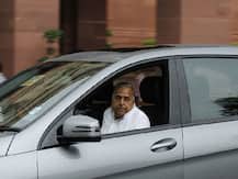 अब सरकारी मर्सिडीज कार से नहीं चल पाएंगे मुलायम सिंह, वापस लेने जा रही है योगी सरकार